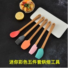 彩色烘焙工具5件組 木柄矽膠鍋鏟刮刀油刷湯匙 簡約美觀 收納方便